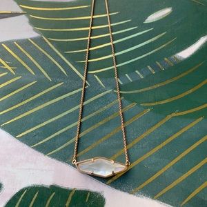 Kendra Scott Beth necklace rose gold ivory pearl